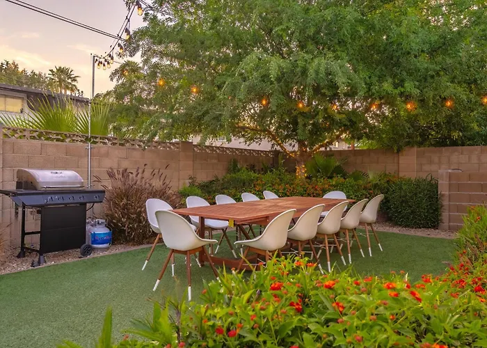 Holiday home Closest Walk To Entertainment District